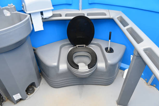 Best Portable bathroom rental  in Summerfield, NC